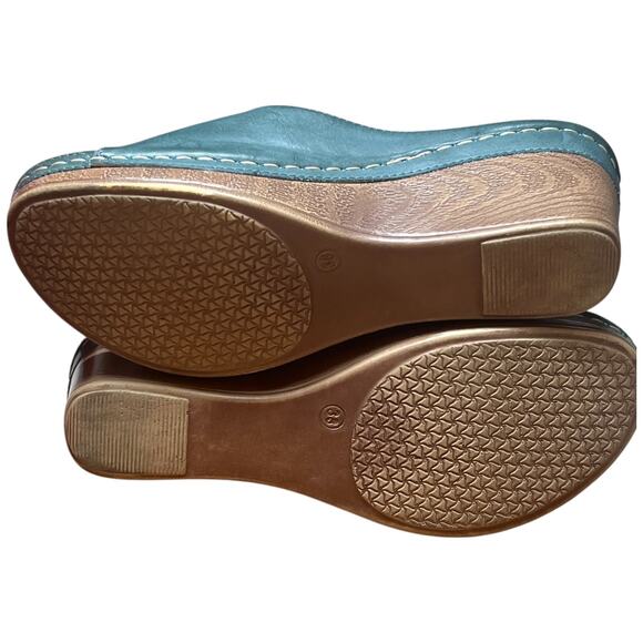 GOOD CHOICE Sydney Size 7.5 Turquoise Slip On Wedge Heel Sandals Floral Flower - Picture 12 of 14